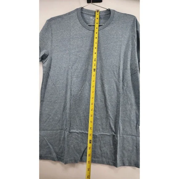 True Classic Men's Medium blue Short Sleeve T-Shirt Tee NWT - Picture 9 of 10